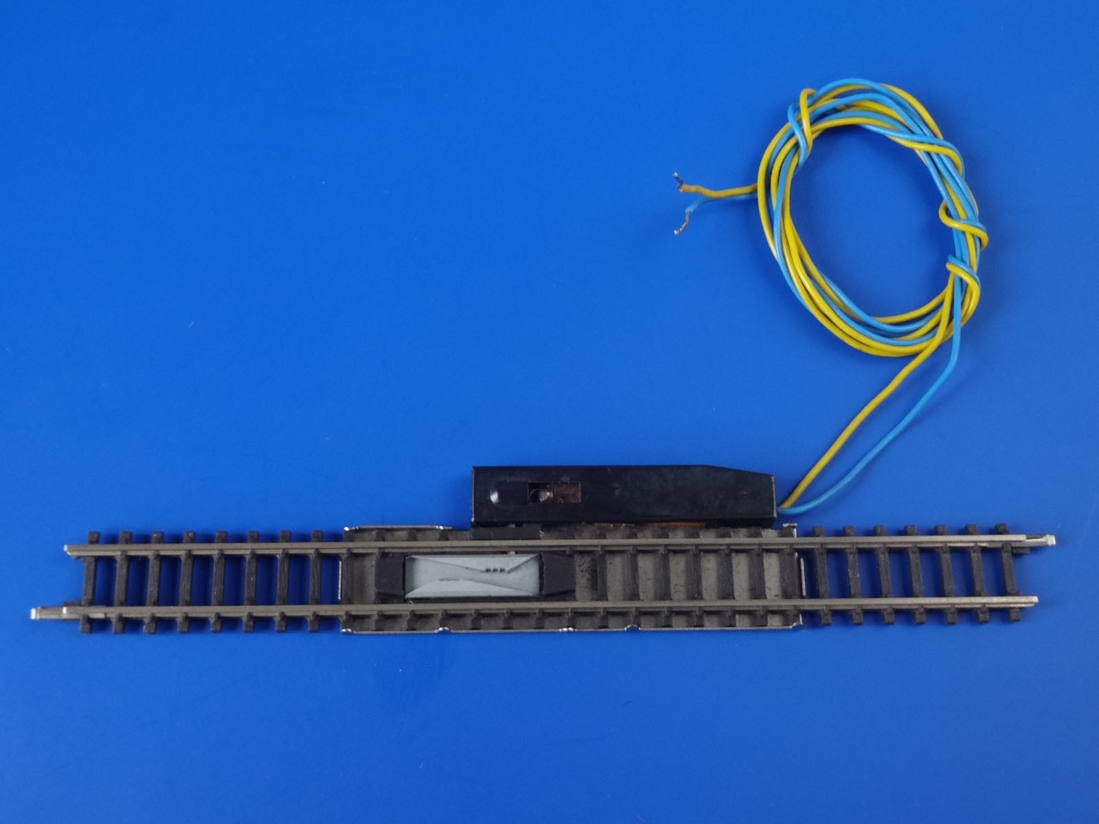 MARKLIN Z - 8597 - Uncoupling Track Section - mini-club